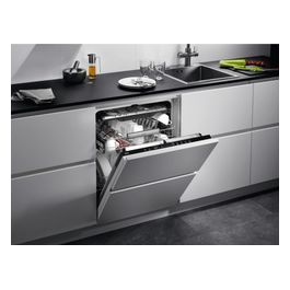 FSE76738P Lavastoviglie da Incasso 14 Coperti 7 Programmi 43db Motore Inverter Classe Energetica A