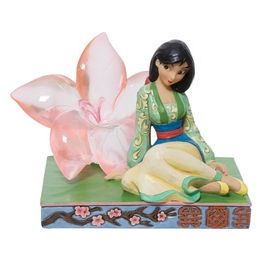 Disney Traditions Mulan Seduta con Fiore di Ciliegio