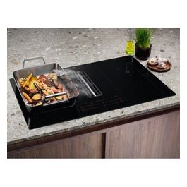 KCC84453CK Piano cottura a induzione con cappa integrata 4 fuochi Nero 85 cm.