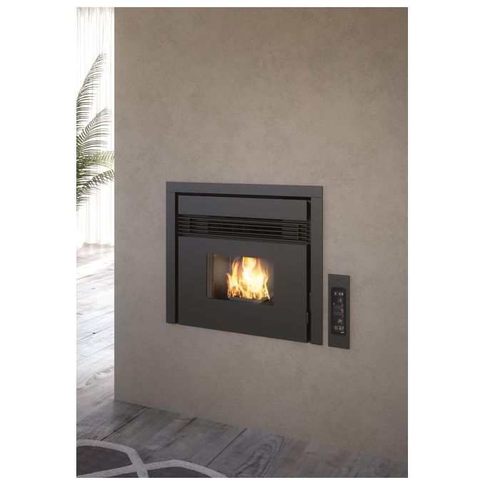 Image of Eva Calor Caminetto ad Inserto a Pellet Modello Prezzemolo 46 7,5Kw