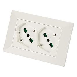 Frutto Doppio Presa SK 10 16A B Co Opera