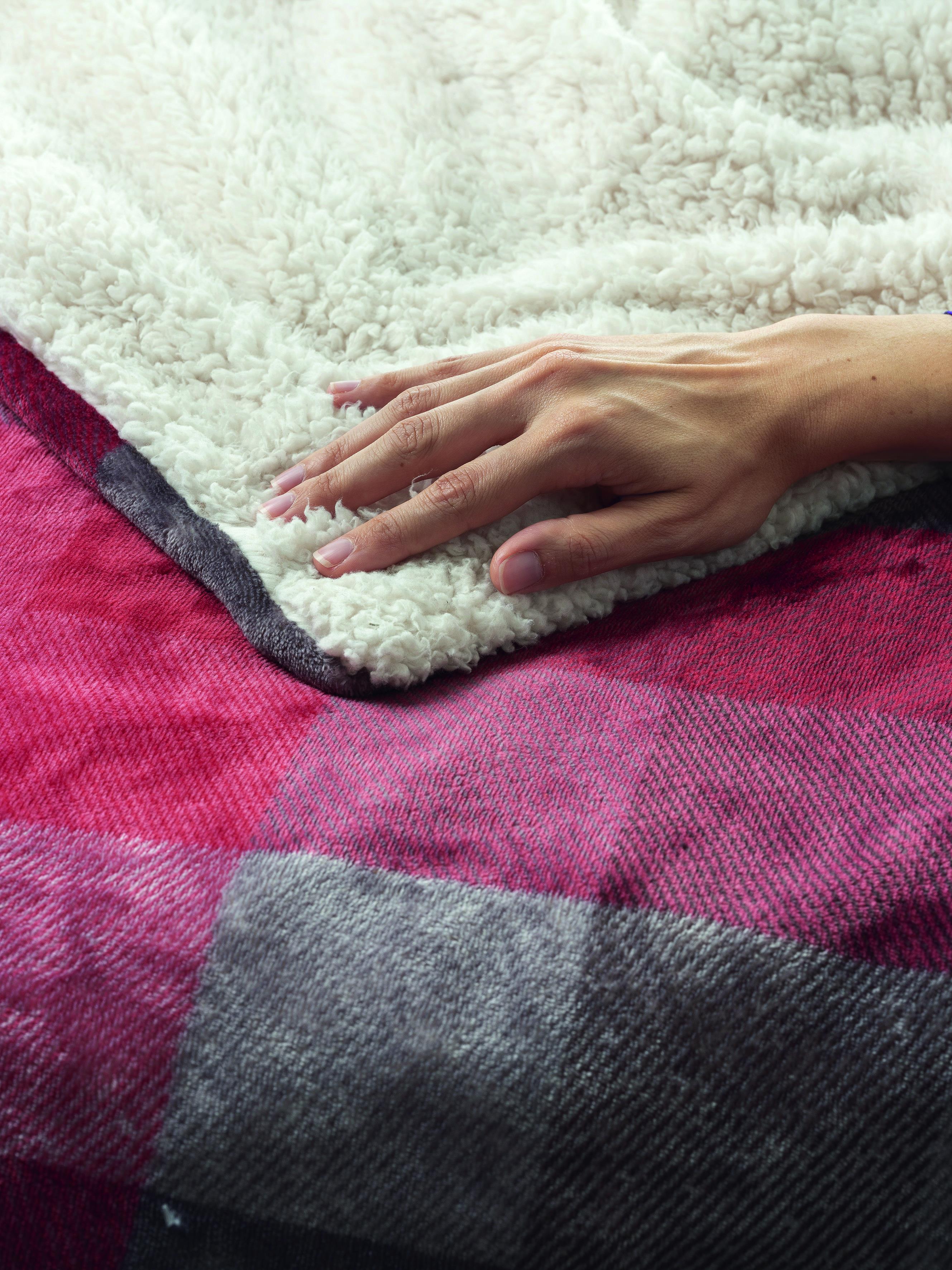 Plaid riscaldabile da divano o copriletto IMETEC Velvet Square 150 x 95 cm  con tecnologia brevettata Adapto, in tessuto vellutato e setoso, lavabile  in lavatrice