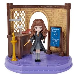 Wizarding World Set Classe di Incantesimi Harry Potter con Bambola Esclusiva Hermione Granger e Accessori