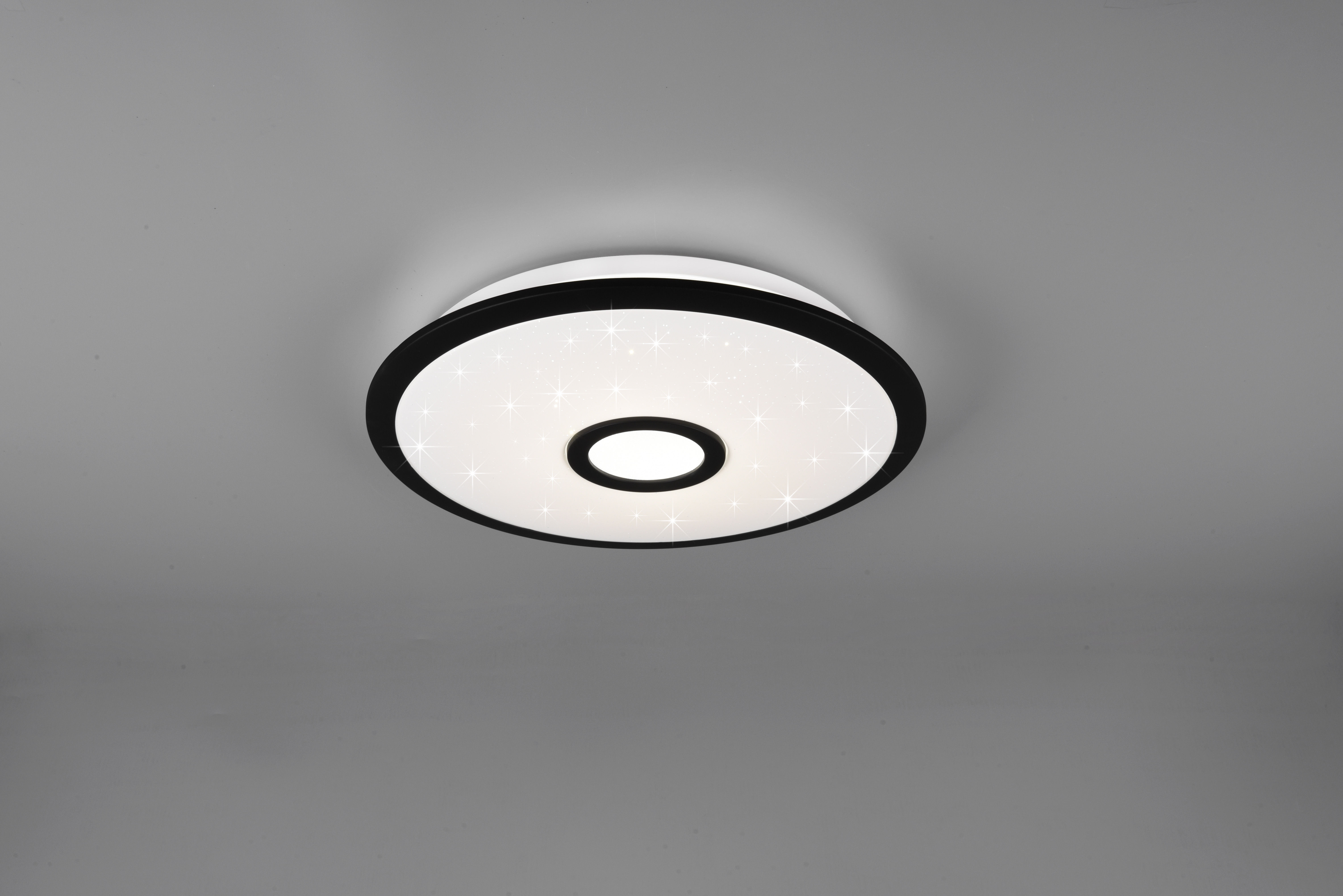 Trio Lighting Okinawa Plafoniera Led Diffusore Bianco Effetto Cielo Stellato Con Bordo Nero Opaco E Telecomando Multifunzione D.42