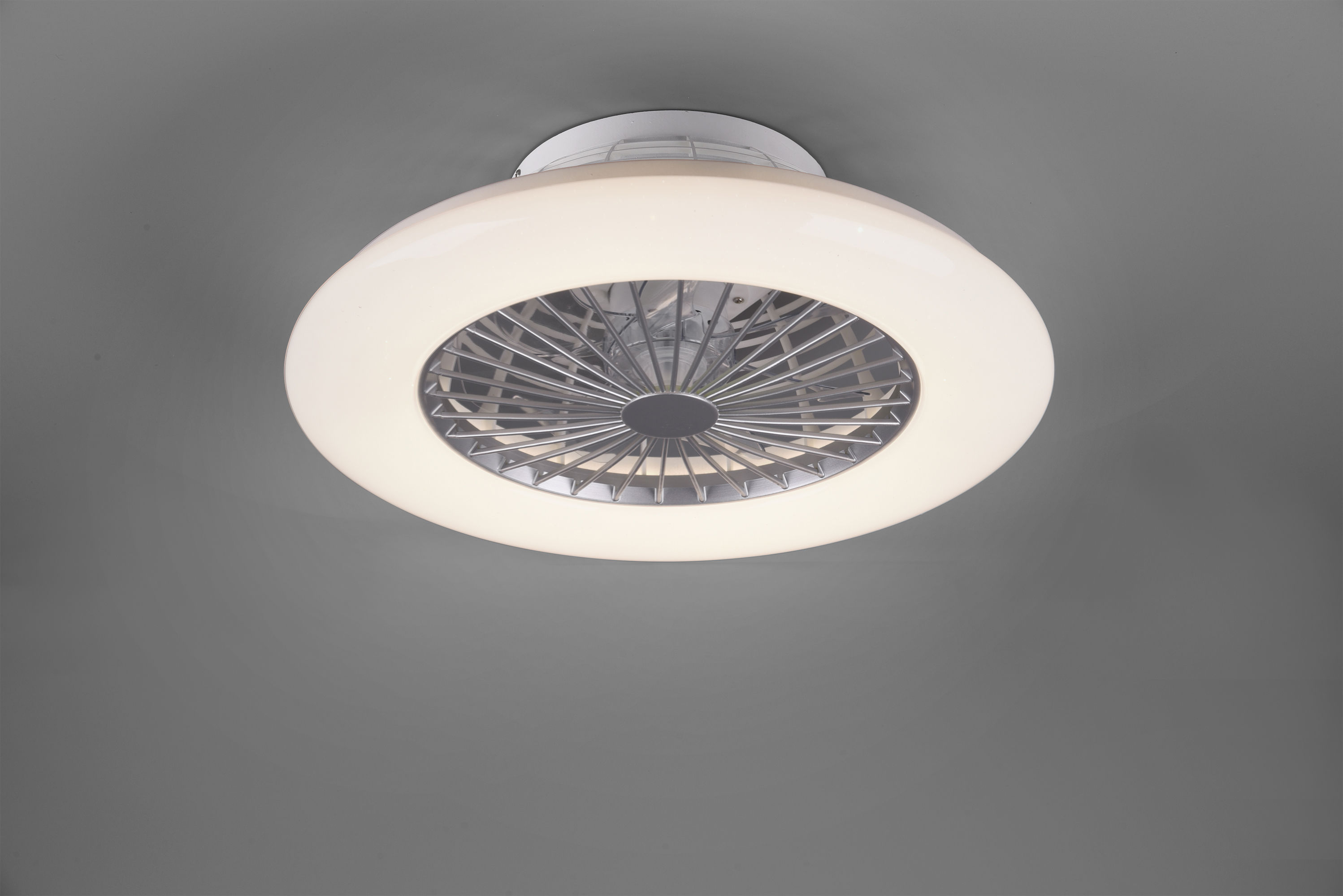 Trio Lighting Stralsund Ventilatore E Plafoniera Led Con Effetto Cielo Stellato Con Telecomando Multifunzione Regolazione Intensita' E Temperatura Di Colore D.50Cm