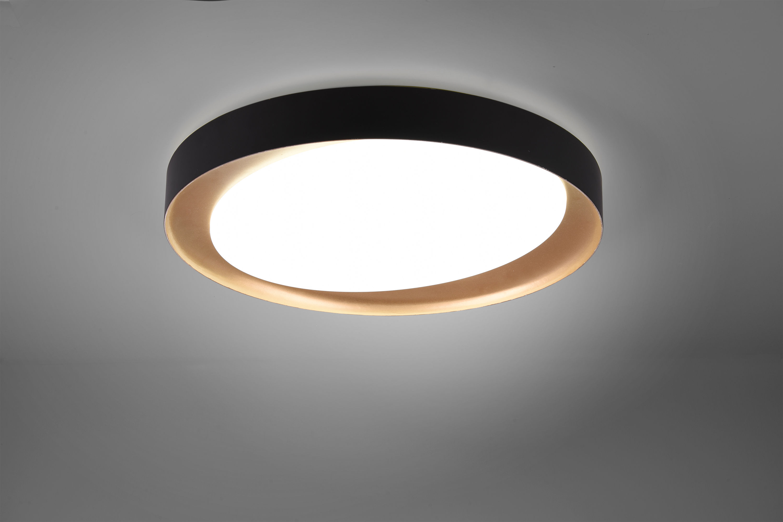 Trio Lighting Zeta Plafoniera Led Diffusore Bianco Con Bordo Nero E Oro E Telecomando Multifunzione D.48,5